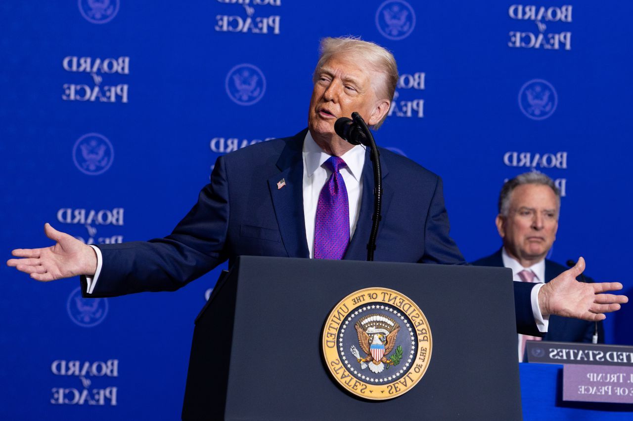 Trump pregătește grațieri în masă la final de mandat: „Îi voi ierta pe toți”