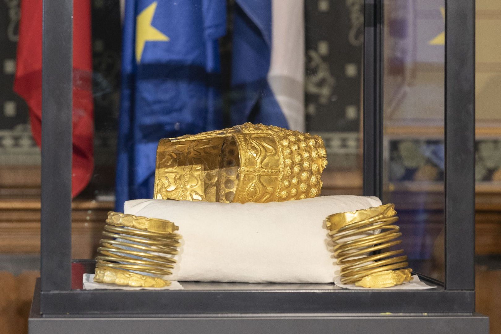 De ce refuză un suspect din jaful coifului de la Coțofenești să coopereze cu autoritățile?