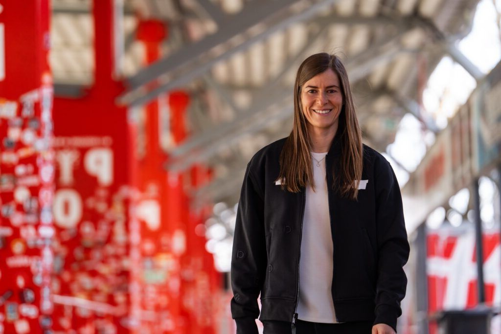 Istorie în Germania: O femeie preia frâiele unei echipe masculine de top!