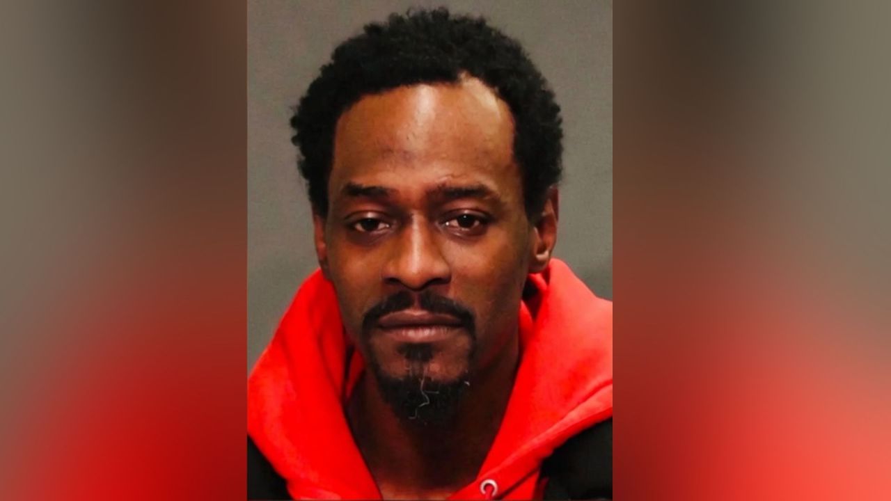 Atacatorul cu macetă din New York se credea Lucifer și a vizat doar vârstnicii