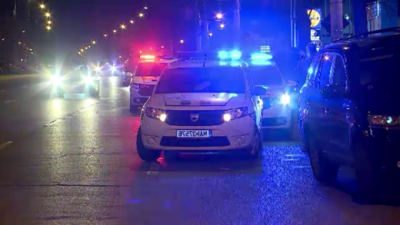 Tragedie în Ploiești: O șoferiță a murit după ce a intrat cu mașina în două autoturisme parcate