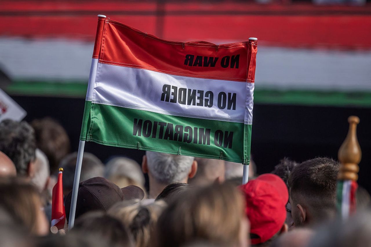 Forintul explodează! Moneda Ungariei atinge maximul ultimilor 4 ani după victoria Tisza