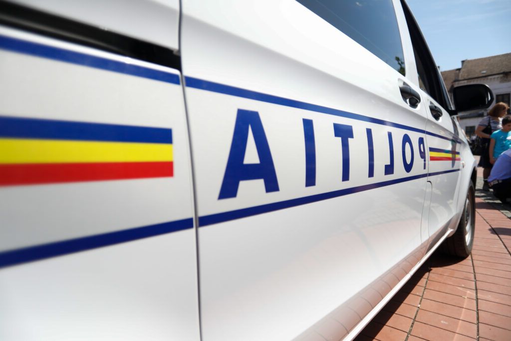 Crimă șocantă în Alba: Un tânăr de 18 ani a ucis un bărbat cu cuțitul