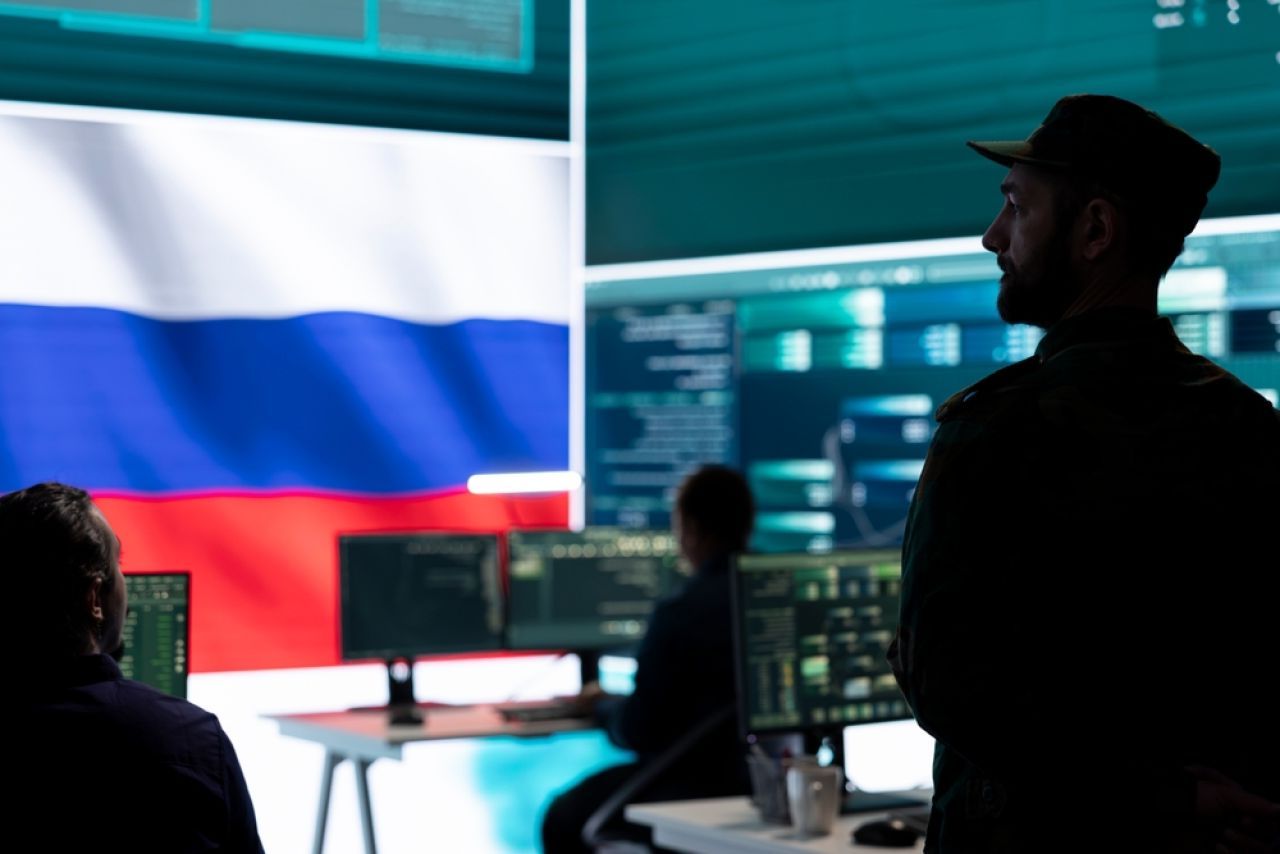 Spionaj masiv: Hackeri ruși au spart zeci de conturi ale Armatei Române, o operațiune amplă în Europa