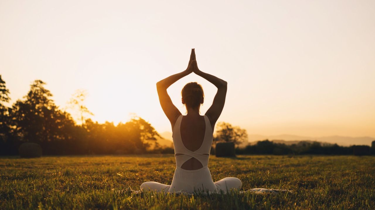 De ce aprilie ar putea fi luna care ne schimbă viața?