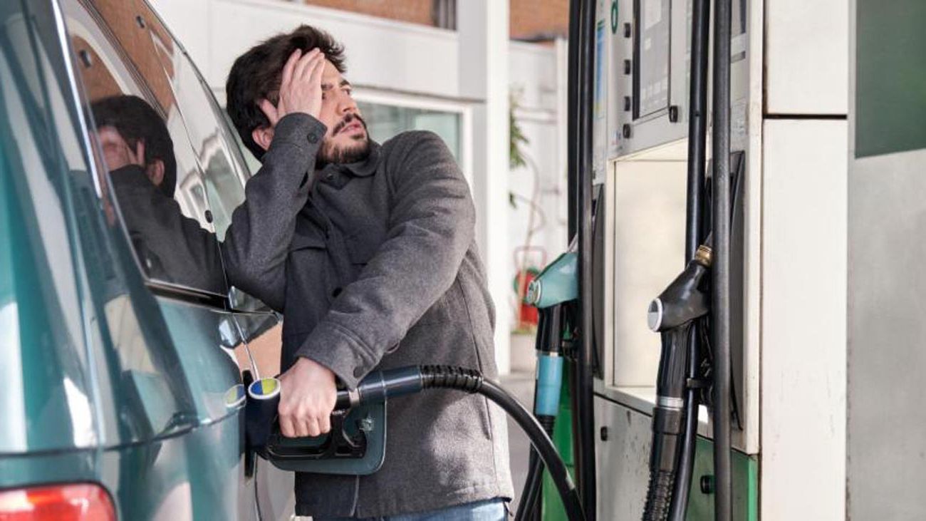 Veste bună pentru șoferi! Cât costă benzina și motorina azi, după scăderea prețurilor.