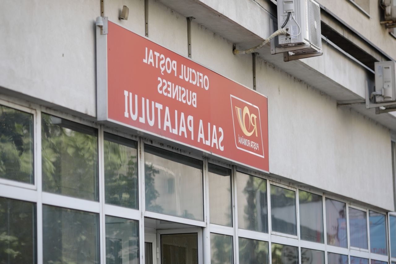 Poșta Română vrea la bursă, dar sindicatele acuză o "performanță cosmetizată"
