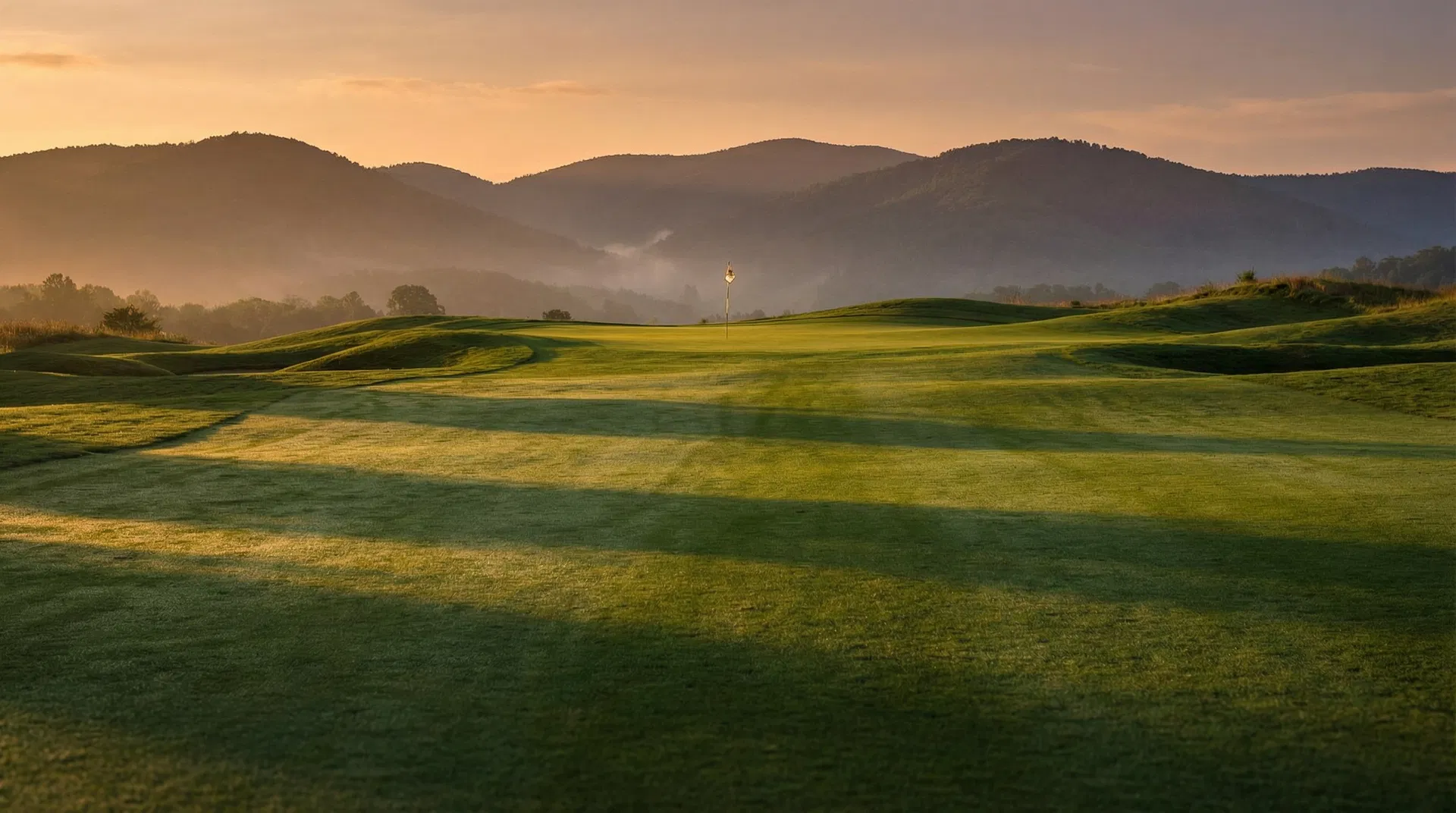 Golf & Country Clubs