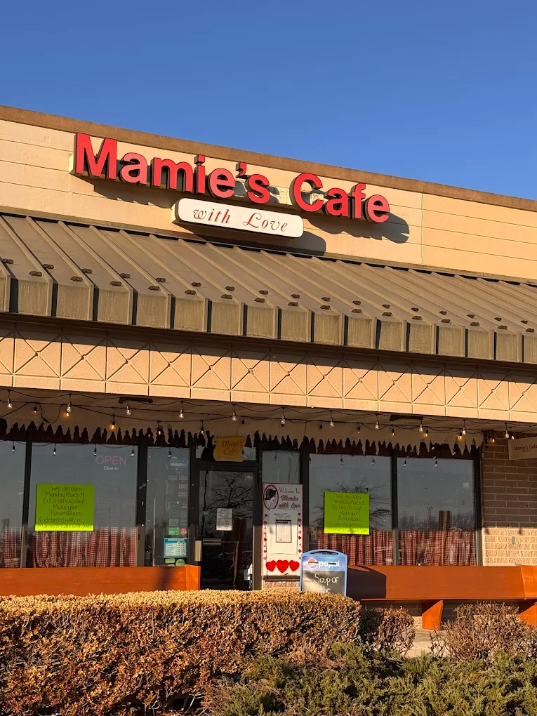 Mamie's Cafe with Love