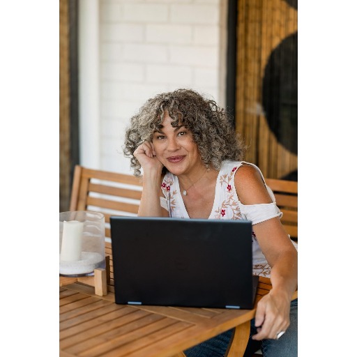 Photo of Annette Baker