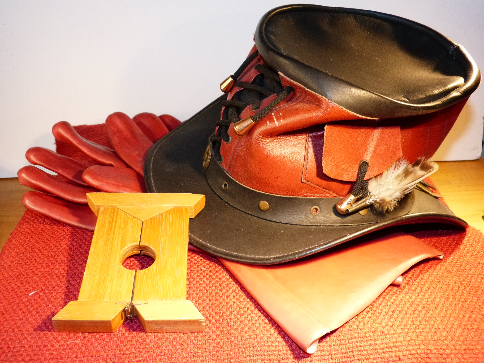 Wooden Finger Chopper — Full Routine, Script and Props — photograph 1 of 1