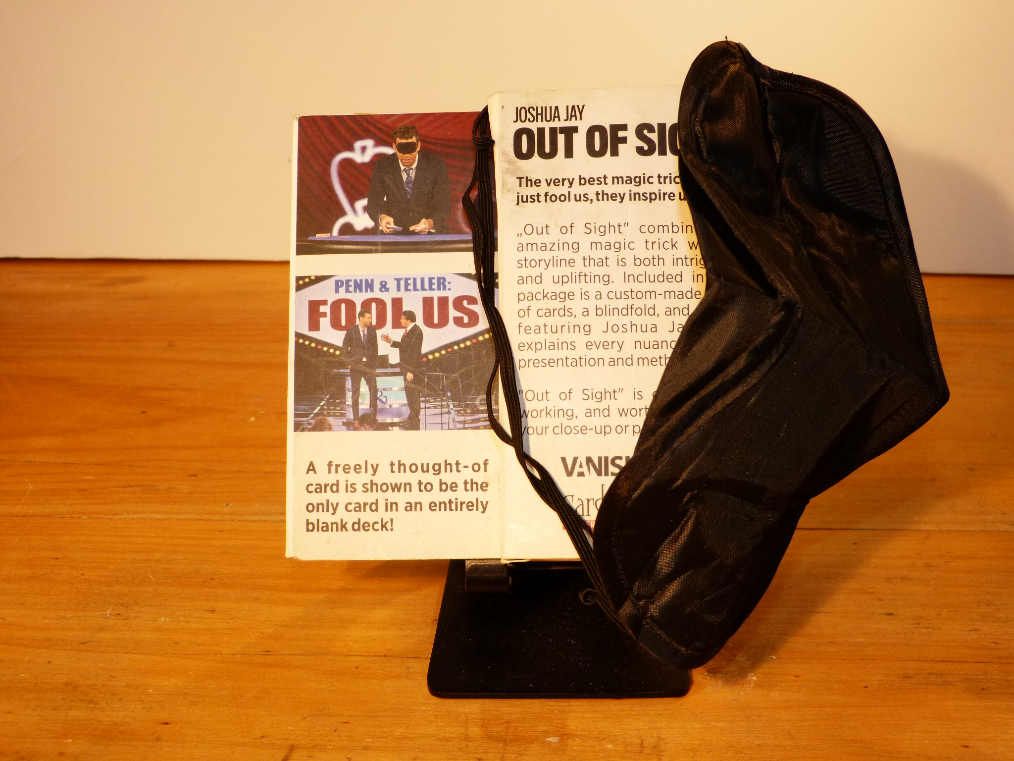 Out of Sight by Joshua Jay — photograph 1 of 2