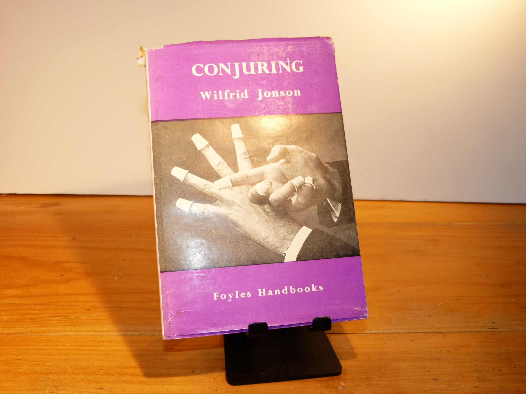 Conjuring by Wilfrid Jonson — photograph 1 of 1