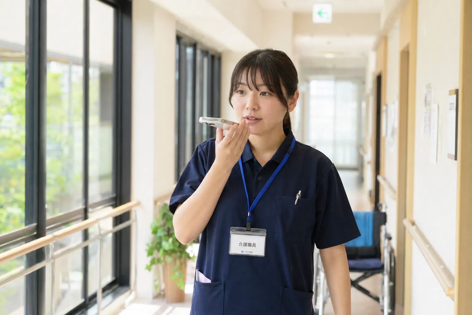 音声入力で介護記録の時間を月30時間削減——訪問介護事業所の実践レポート