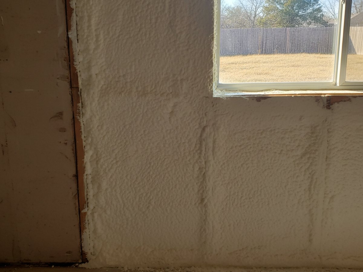 Closed Cell Spray Foam in Schertz