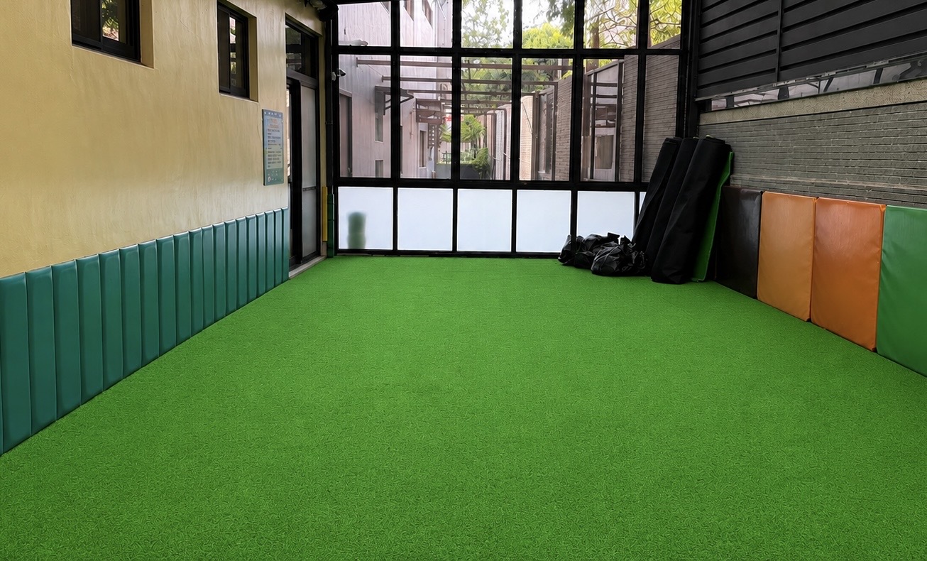 竹北童語幼兒園遊戲區人工草皮|OYAN奧揚地毯施工實績
