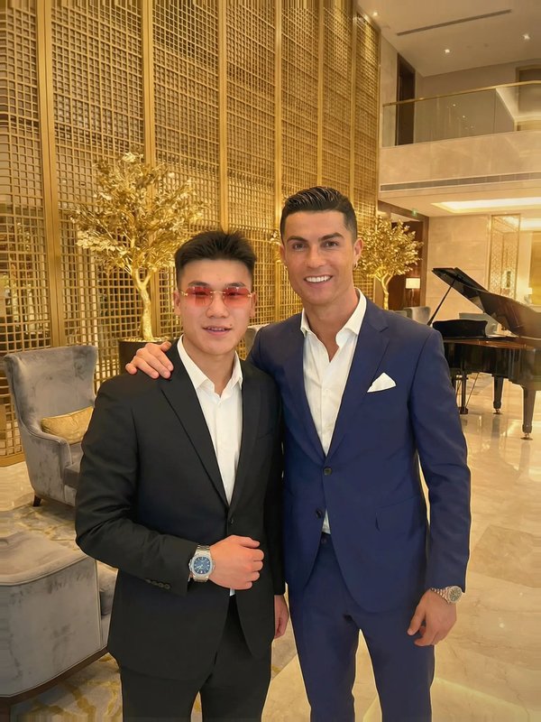 Xieyuhang — Founder & CEO of SOVR Health