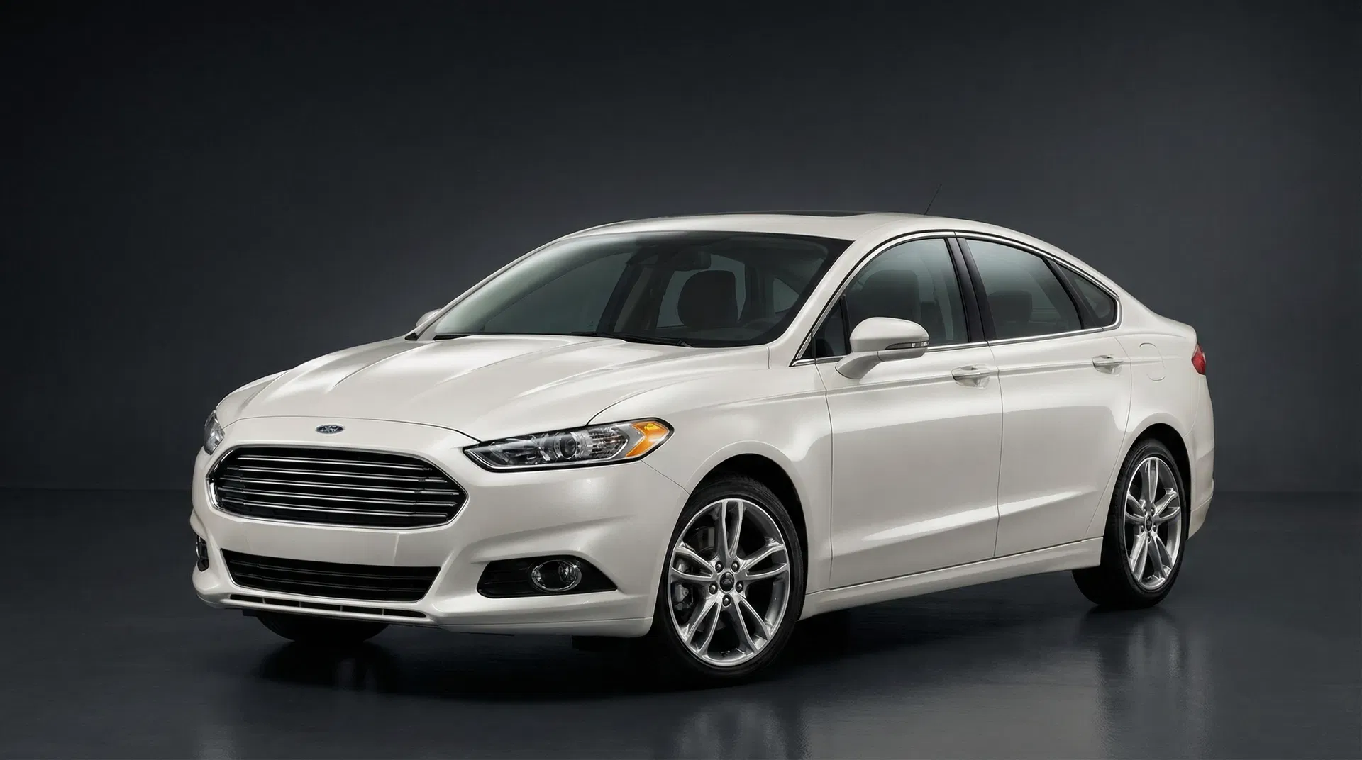 2014 Ford Fusion (White)