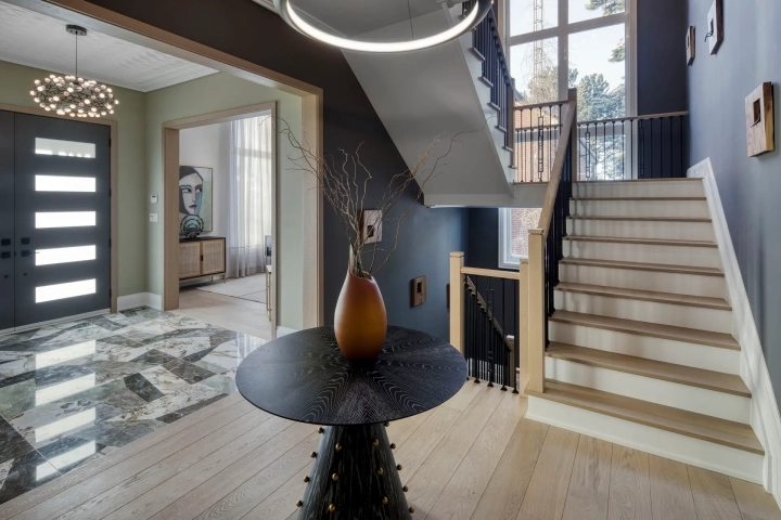 Modern Custom Home Construction with Contemporary Interiors in Vaughan, ON
