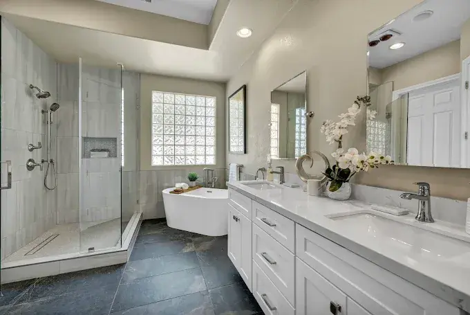 Las Vegas, Nevada: Bathroom Renovation