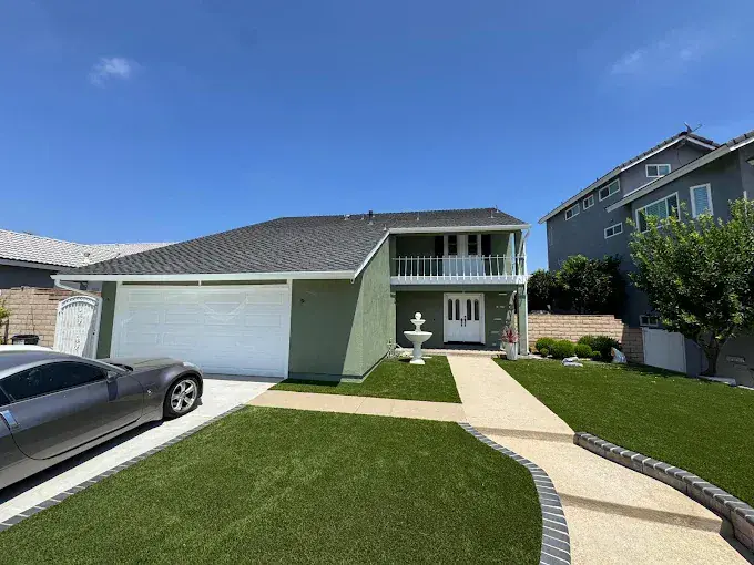 Artificial turf production in Los Angeles