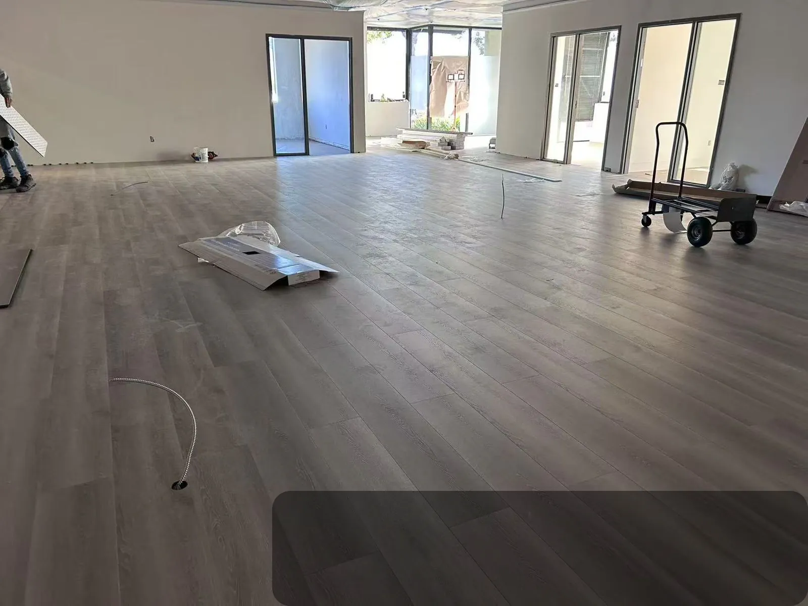 Hayward commercial spaces use affordable, practical, and aesthetically pleasing SPC flooring.