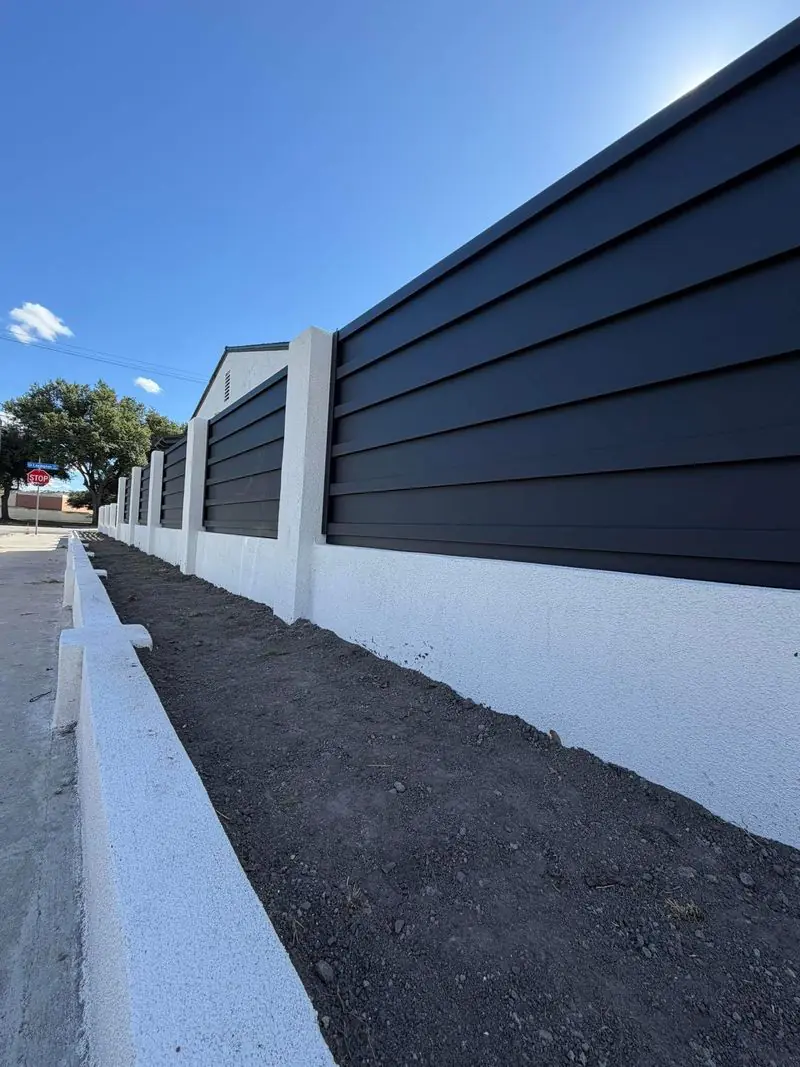 A beautiful fence case