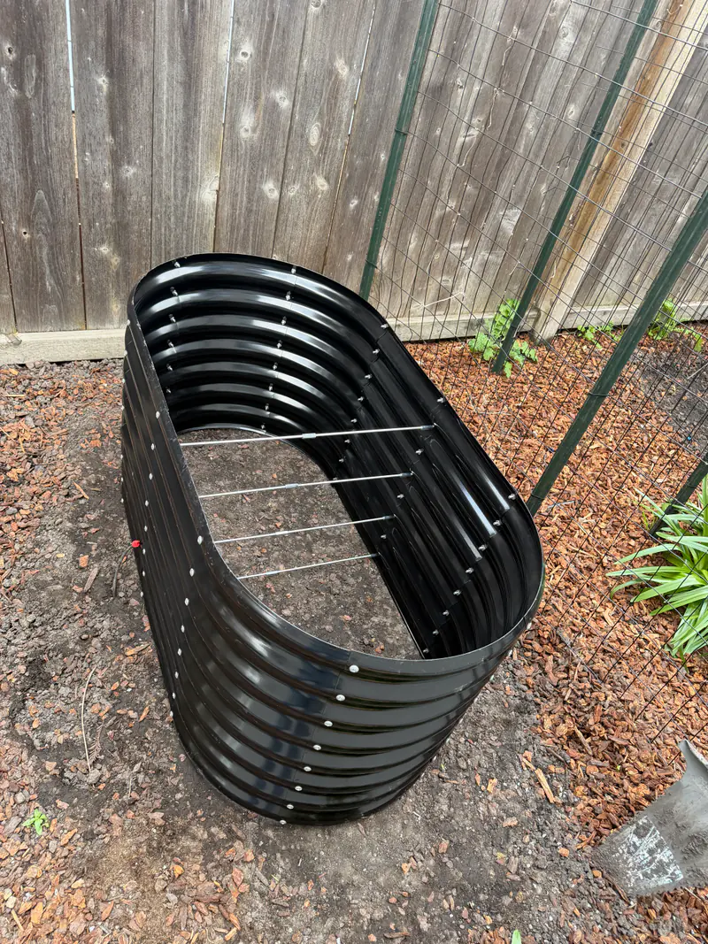 Using this to grow vegetables and flowers is a great idea!