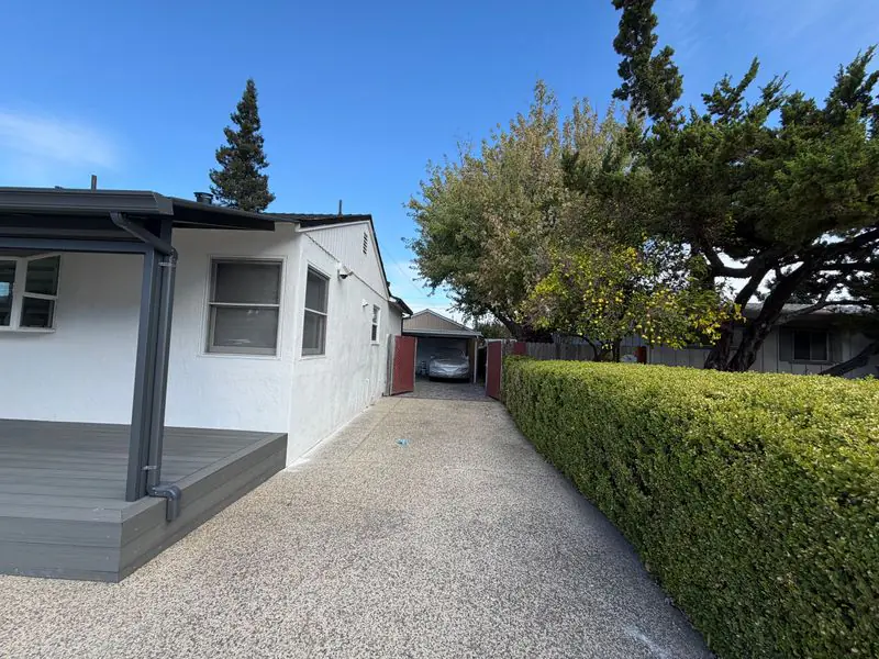 a small deck front door San José CA