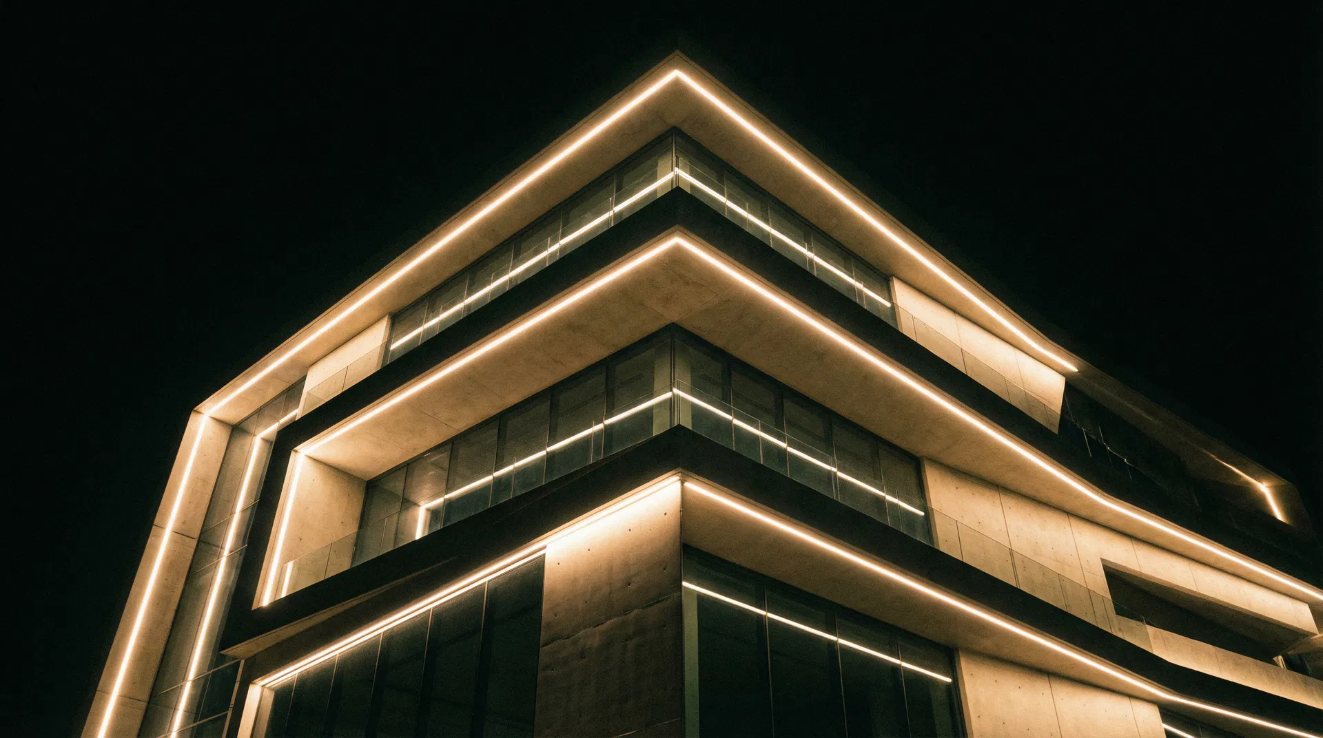 Architectural facade LED lighting