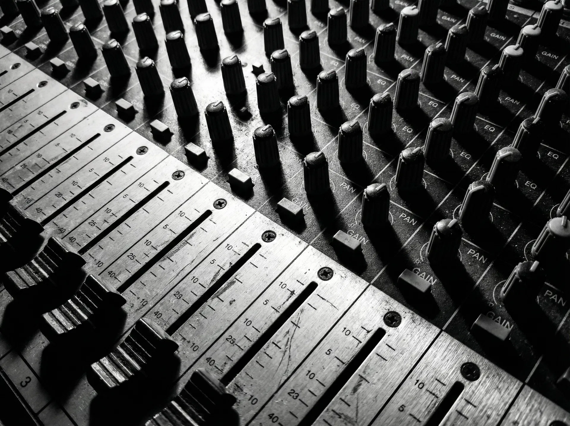 Mixing Console