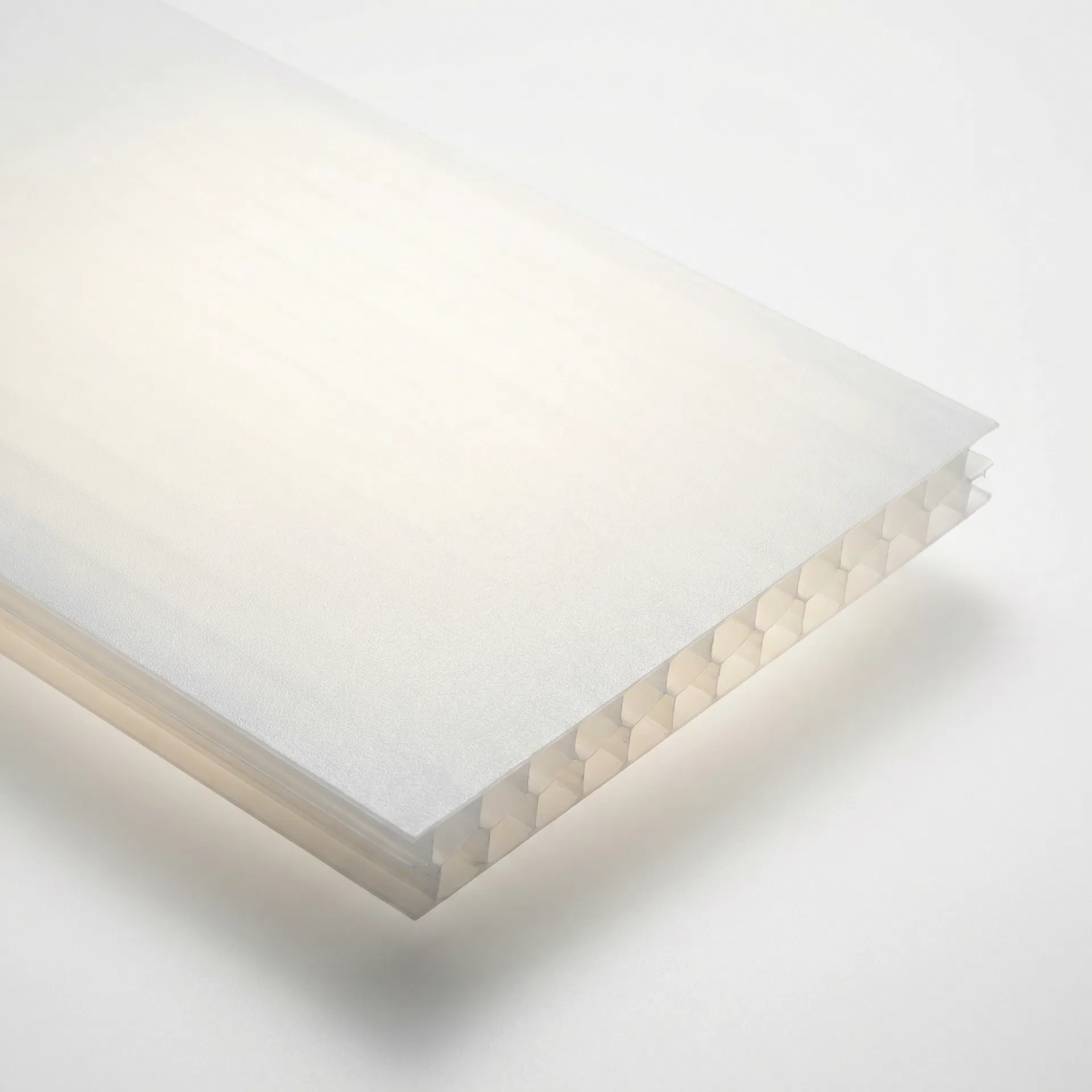 Polycarbonaat Opaal - Hoogwaardig materiaal voor aluminium overkappingen Overkapping Systems