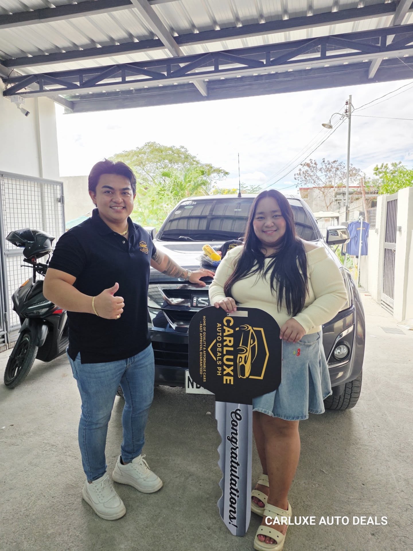 Coleen with 2017 Isuzu Dmax