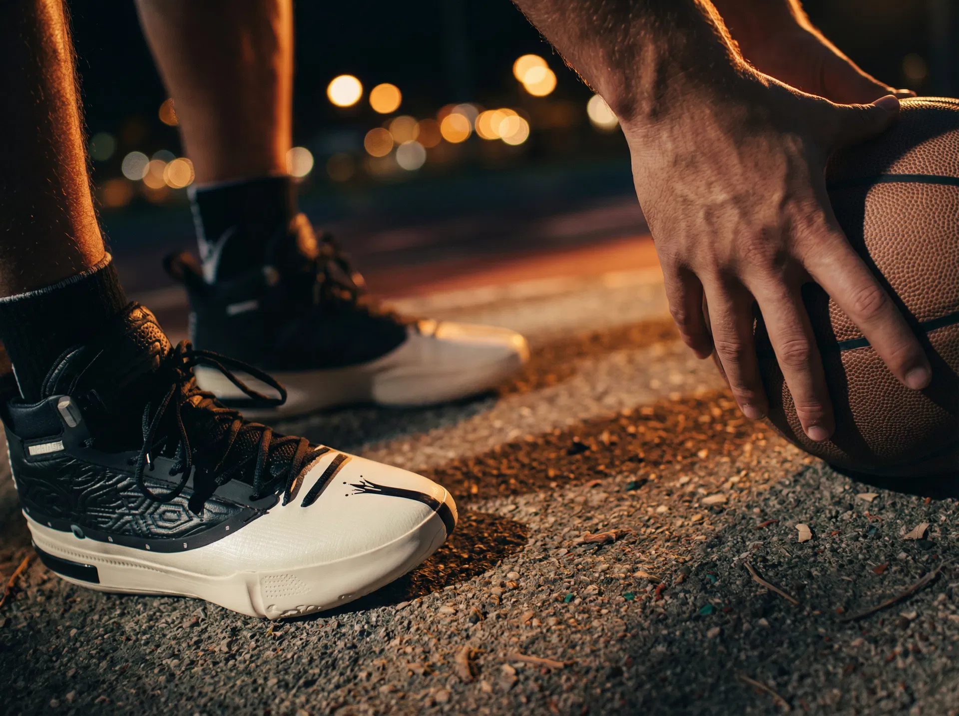 DISRUPT THE SNEAKER CATEGORY WITH THE NBA DISRUPTOR