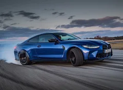 M4 컴페티션 썸네일 3