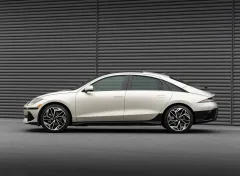 아이오닉 6 썸네일 2