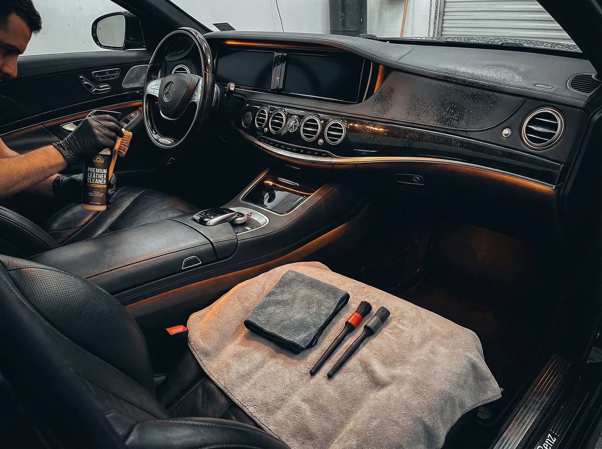 INTERIOR DETAILING