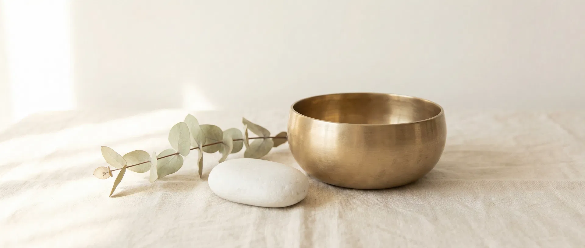 Tibetan singing bowl — ancient healing traditions