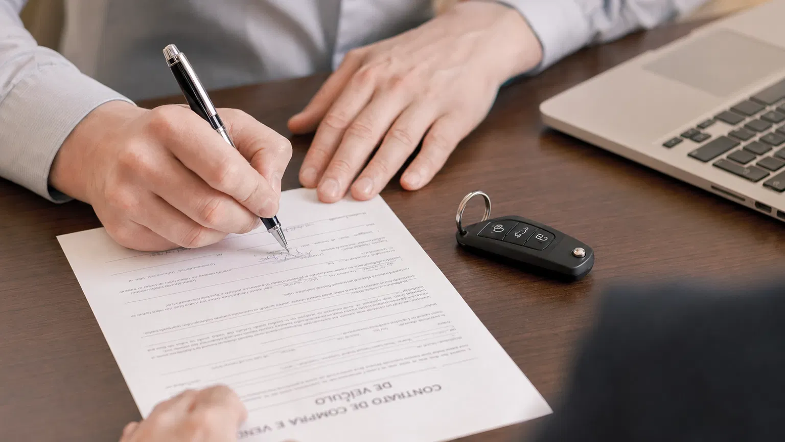Assinatura de contrato de renegociação veicular