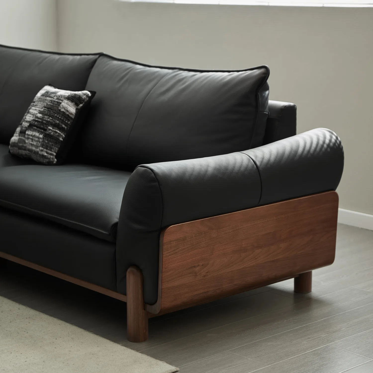 Siena Leather Sofa (Natural Walnut) 12