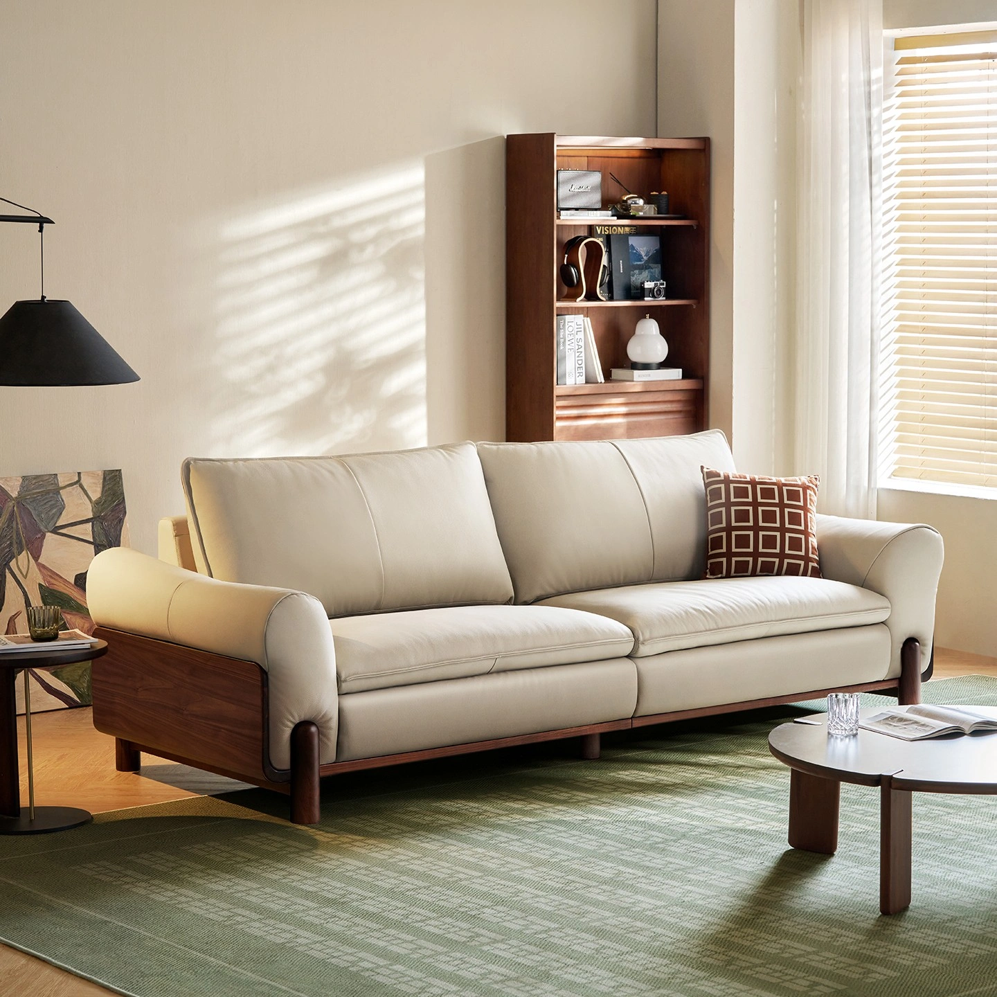 Siena Leather Sofa (Natural Walnut) 29