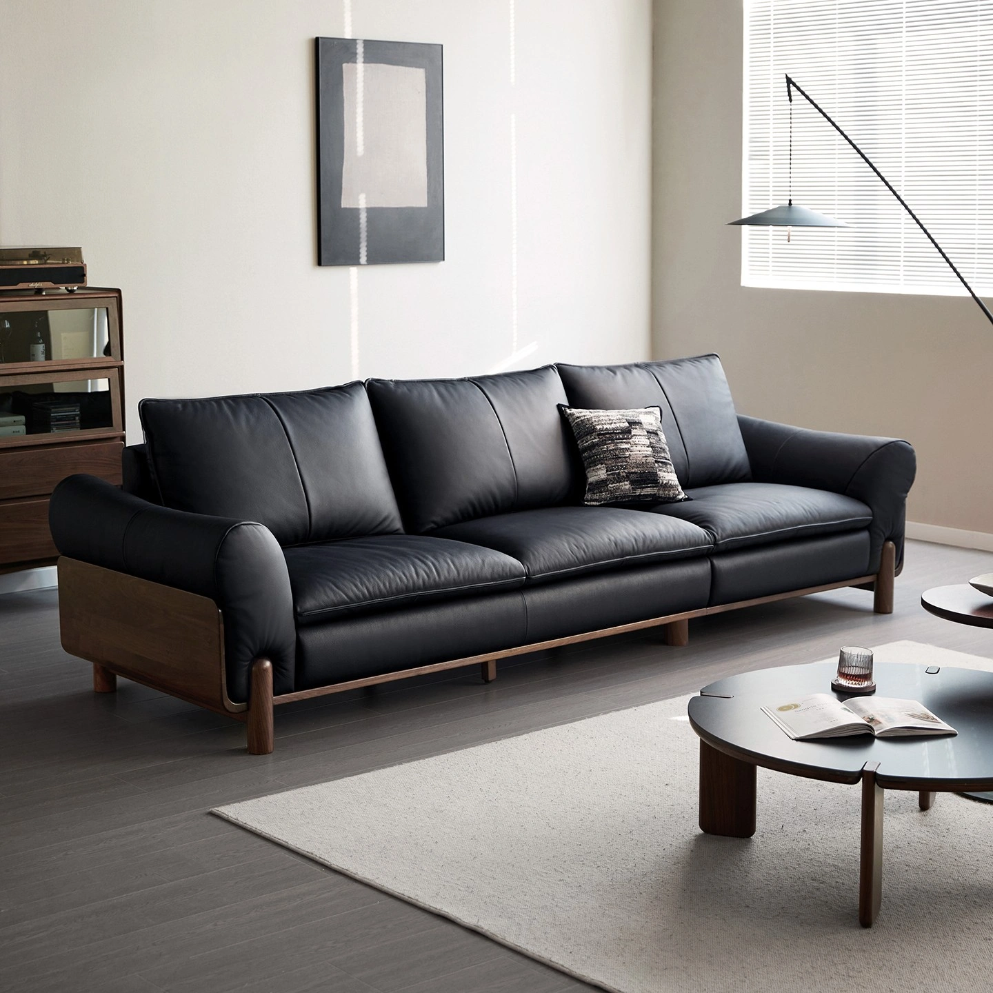 Siena Leather Sofa (Mountain Ash) 15