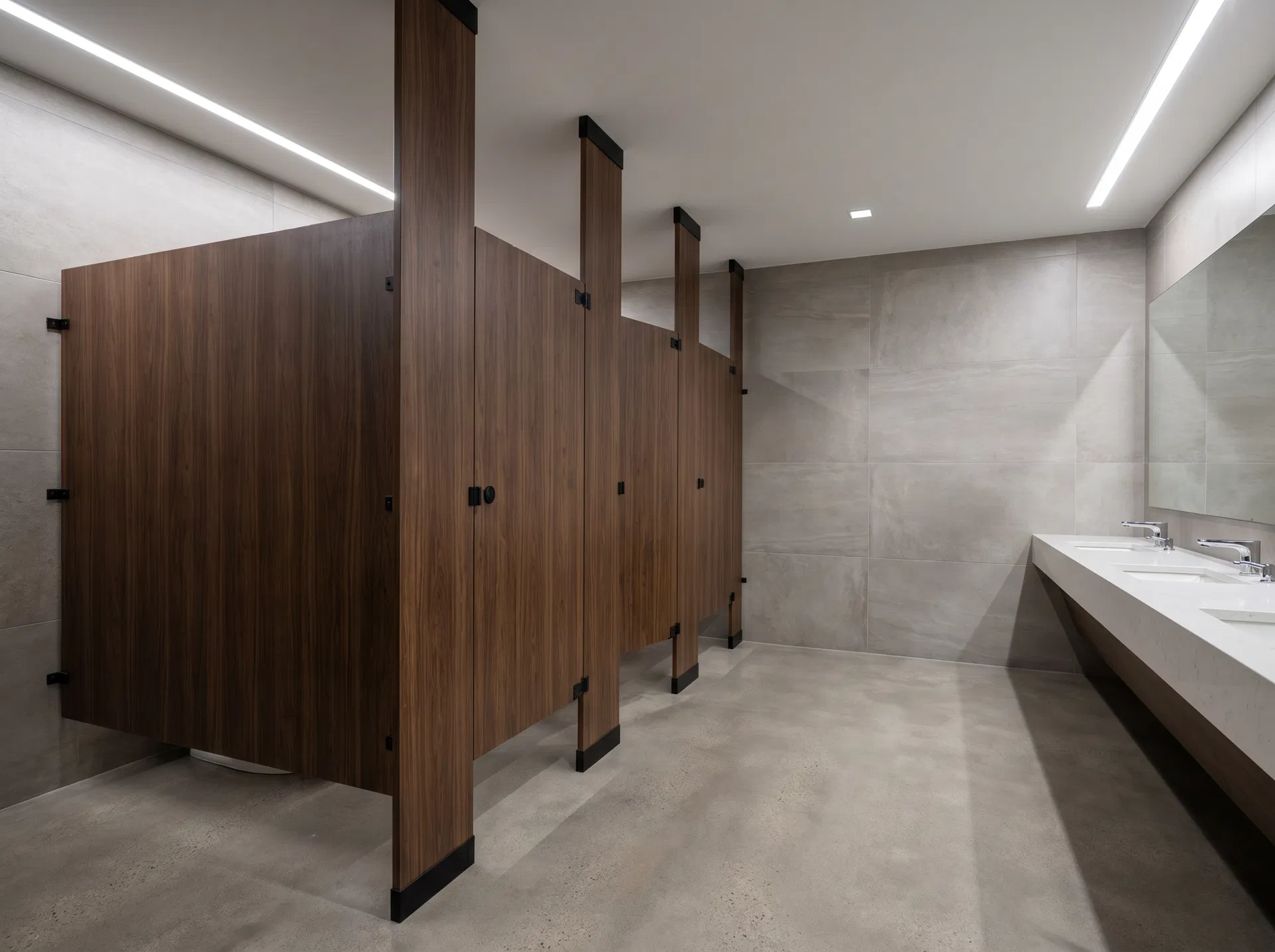 Phenolic toilet partitions