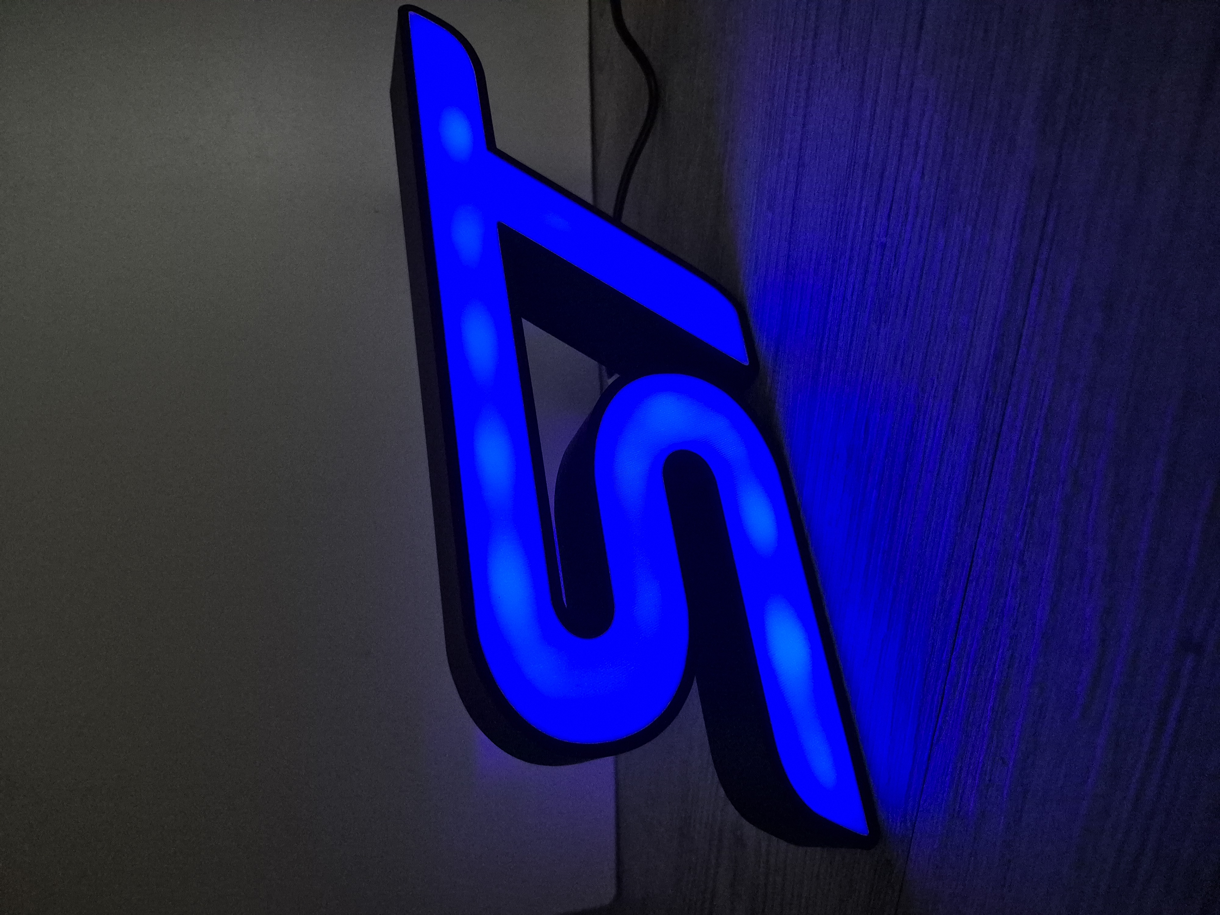 ST Logo Lightbox - Image 3