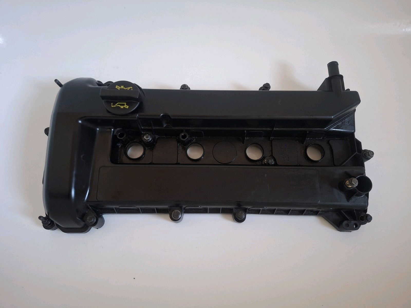 Ford Fiesta MK6 St150 2.0 Petrol N4jB Engine Rocker Cover 1S7G-6K272-AE