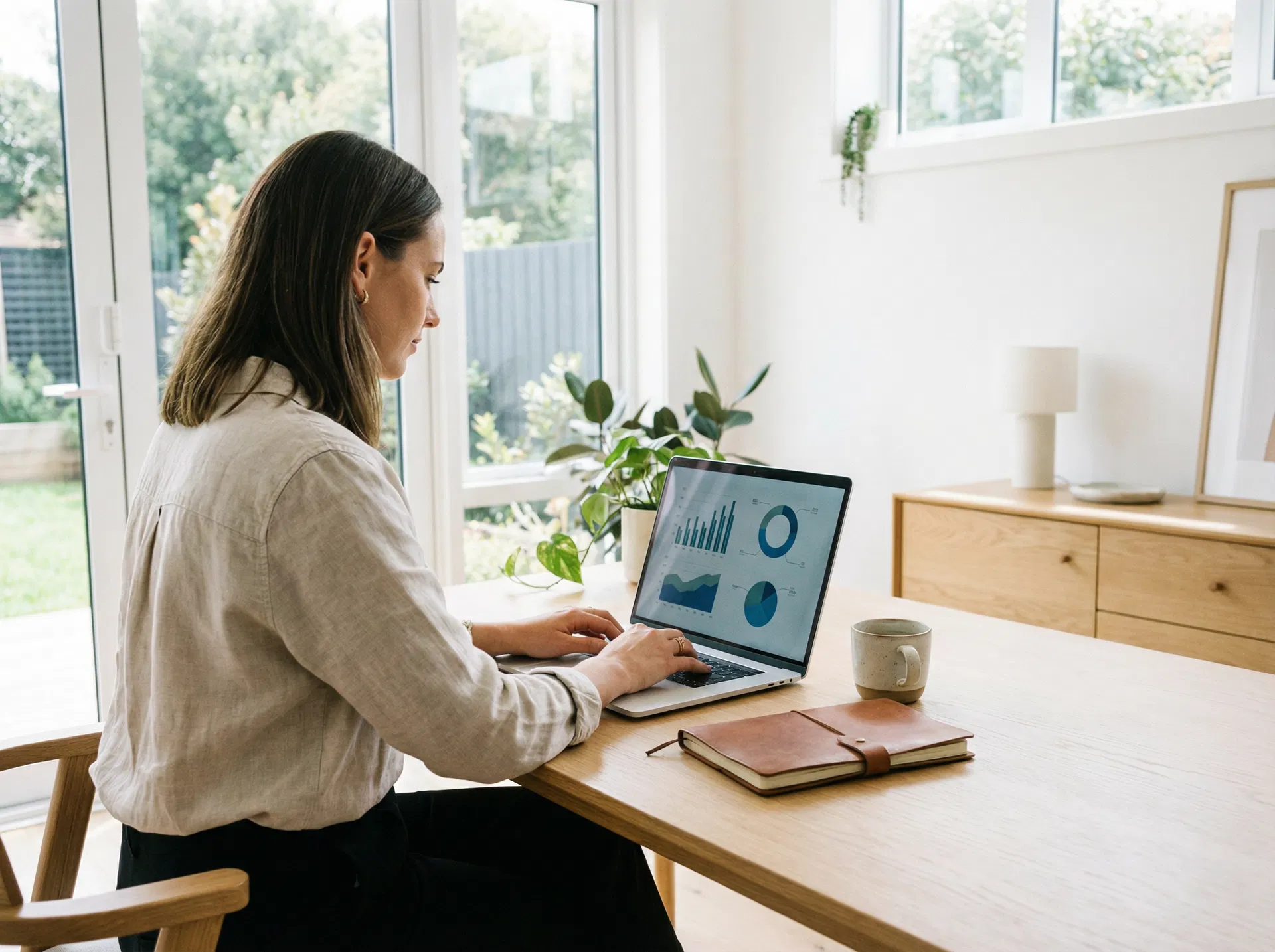 Digitaler Vertrieb und Online-Business von zu Hause