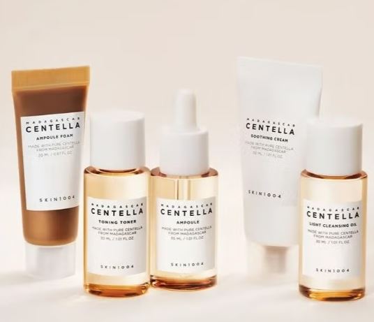 SKIN1004 Madagascar Centella Travel Kit, Basic Skincare Box, Compact Size, Soothing Calming Yellow/White 2