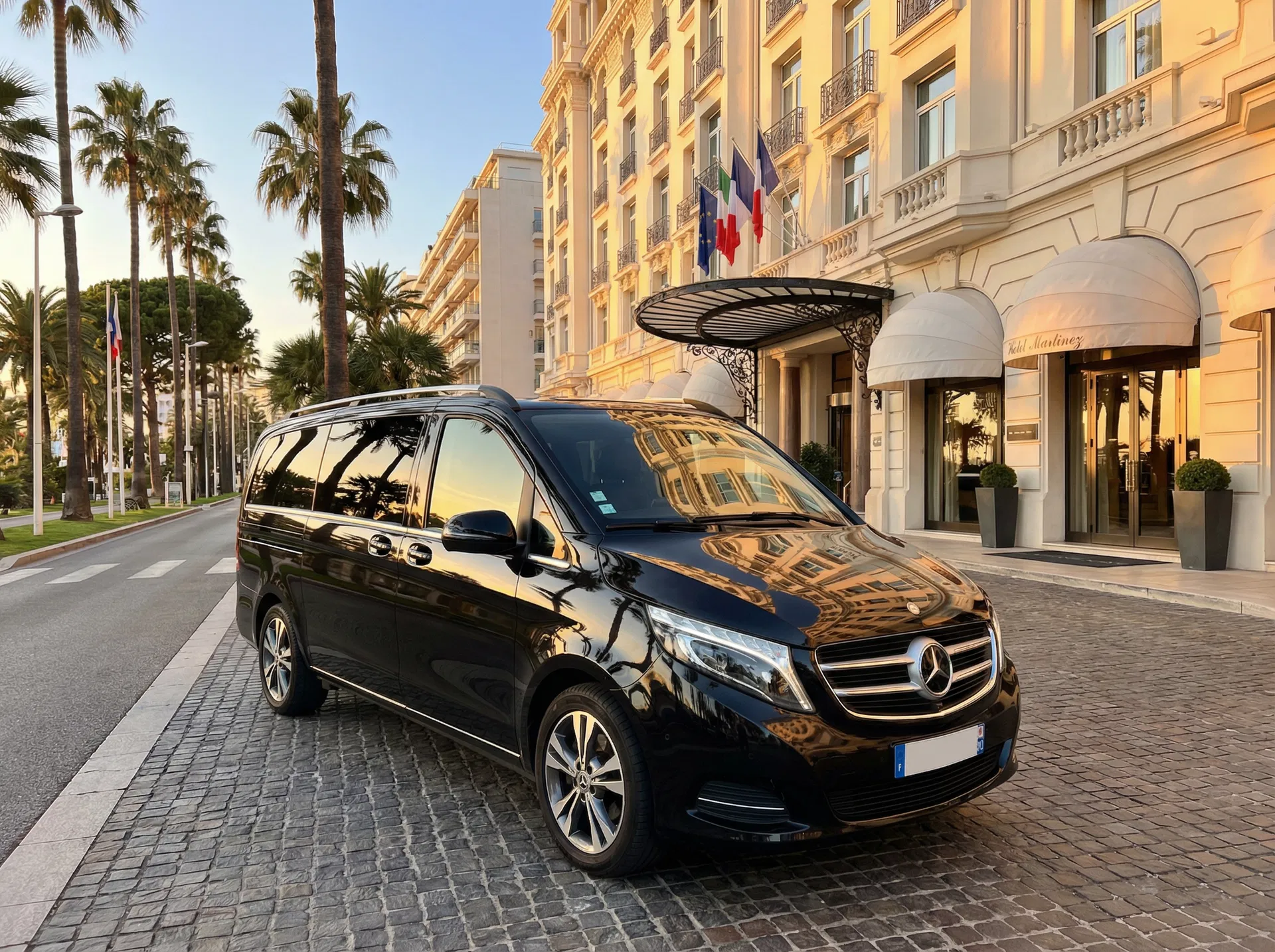 Van Premium — Mercedes-Benz Classe V ou similaire — Chauffeur Privé Nice — Grande Remise Nice