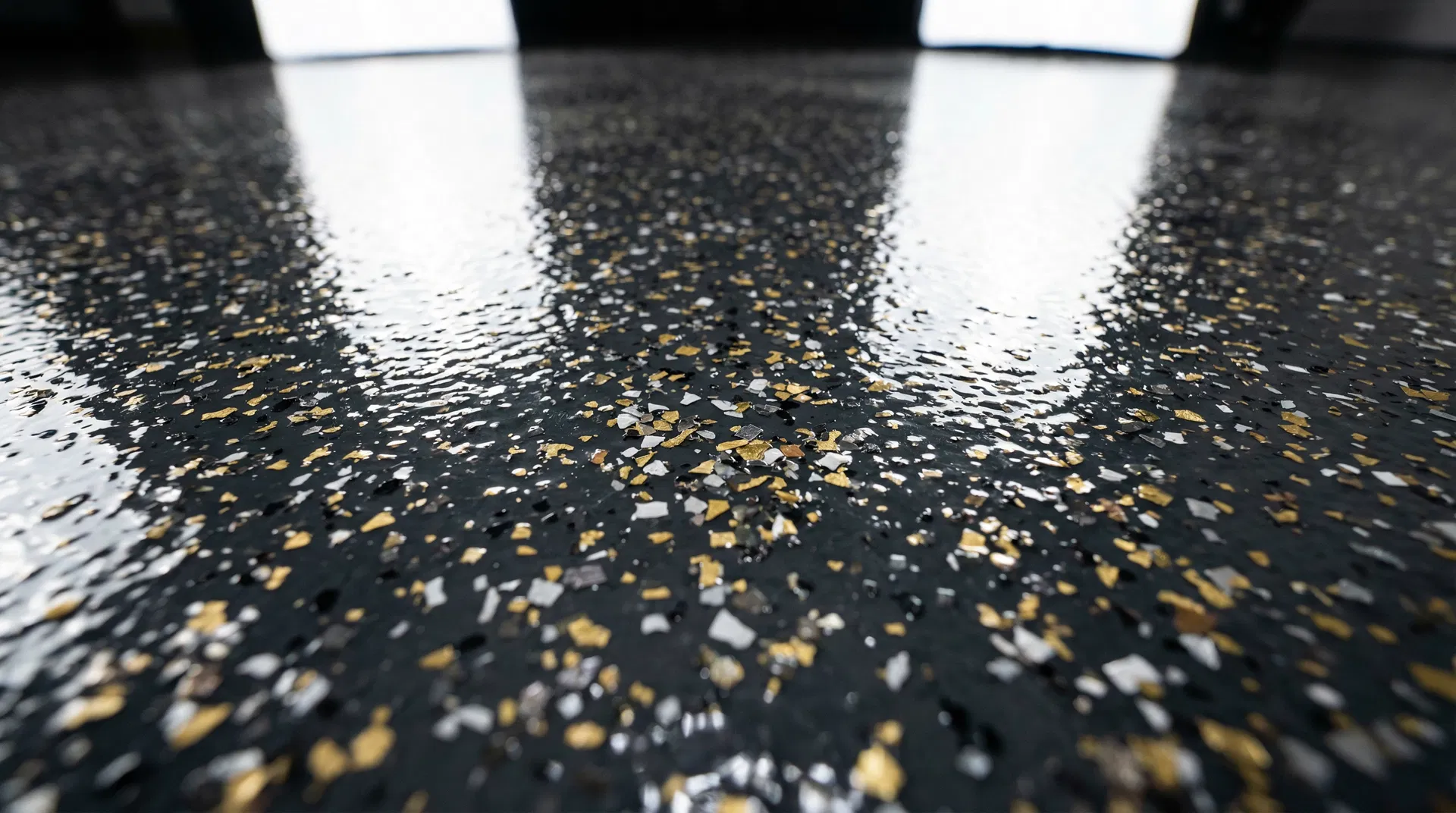 Epoxy flake floor