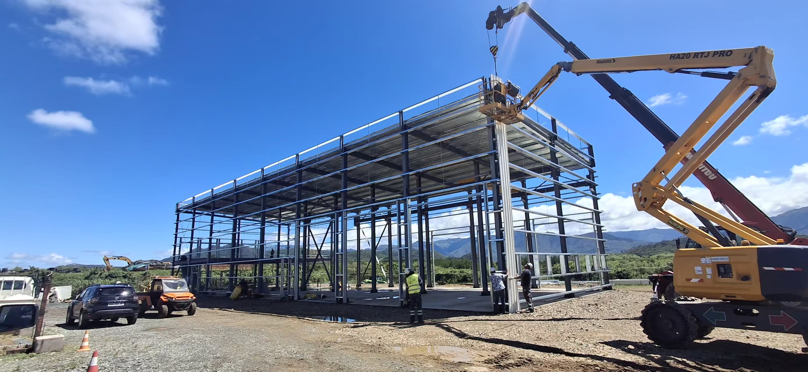 Another successful steel structure warehouse project completed in New Caledonia! 3